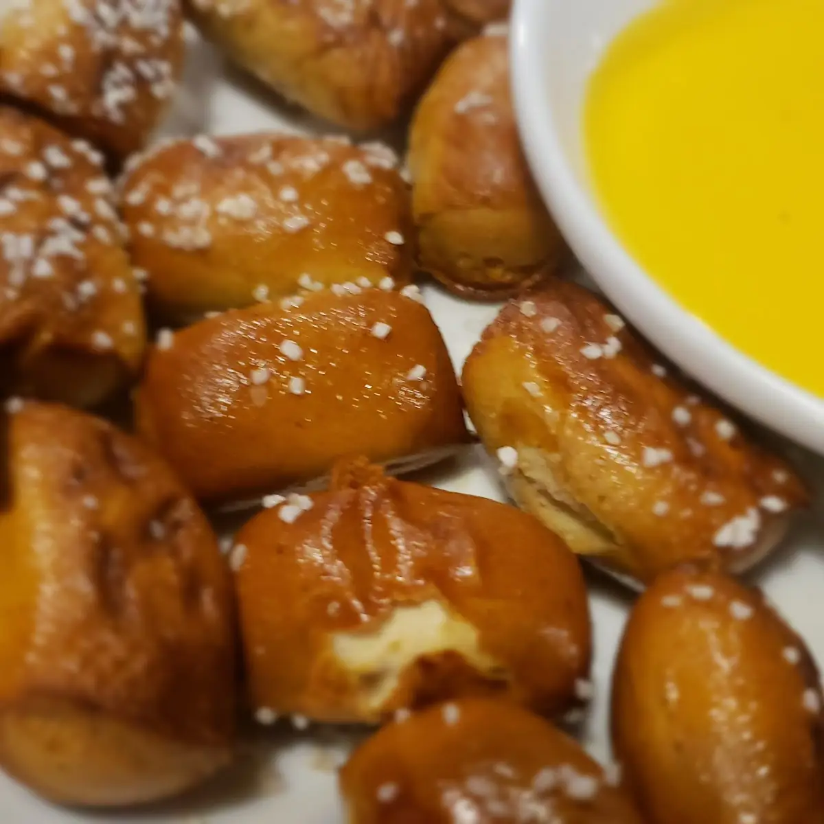 Pretzel Bites