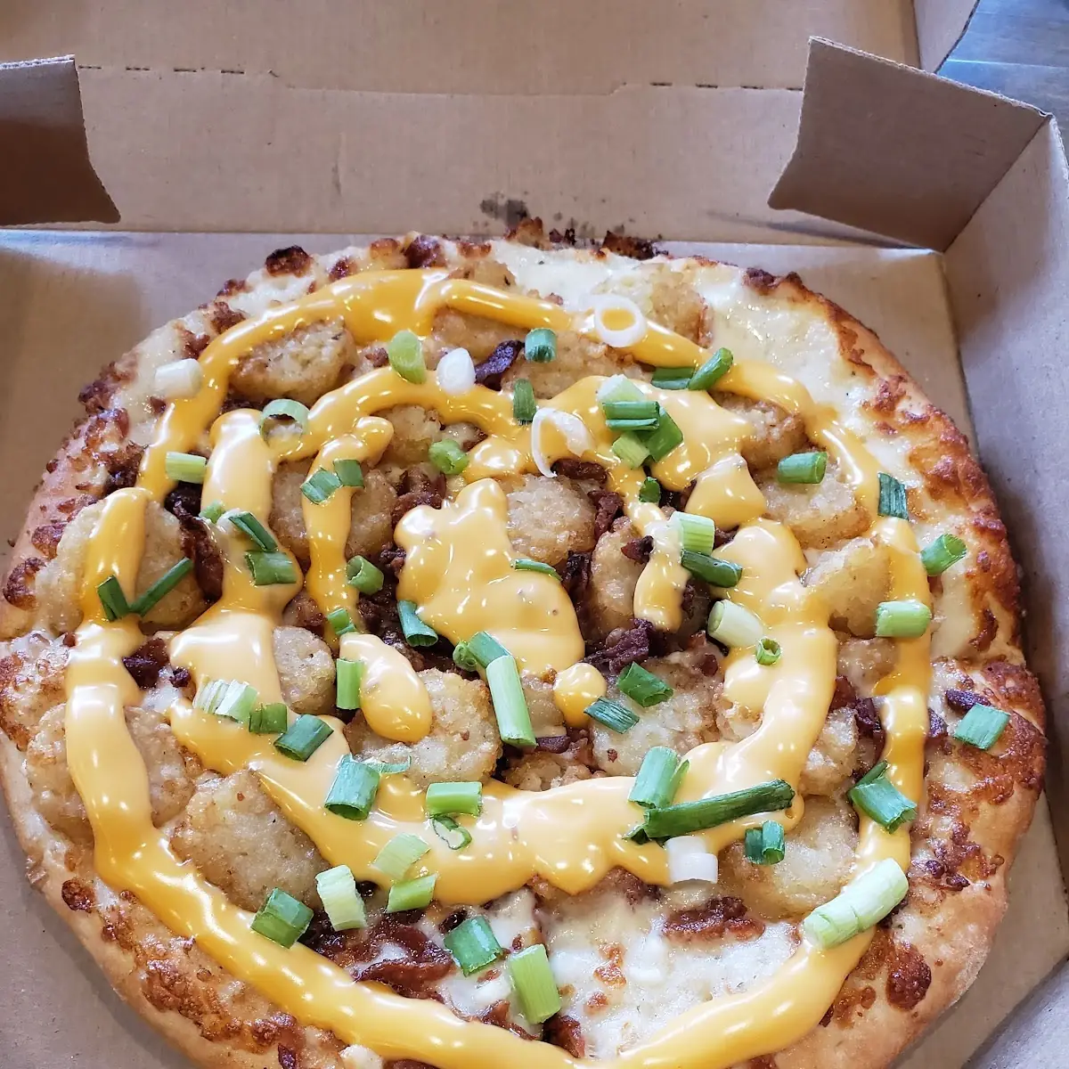 Tater Tot Pizza