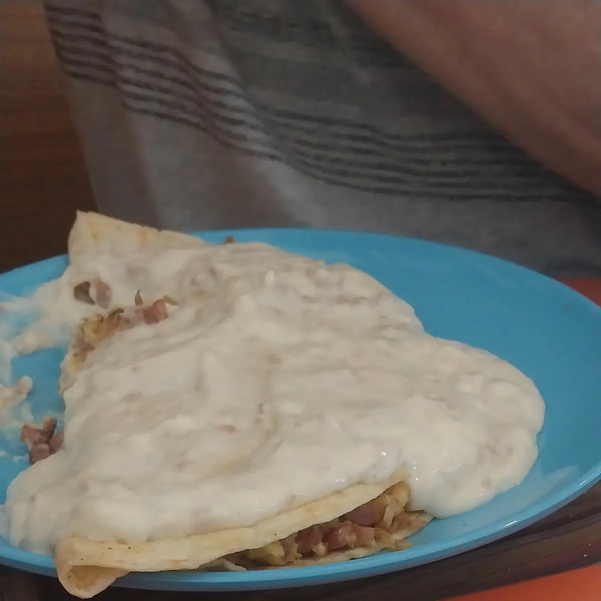 Omlete with Sausage Gravy