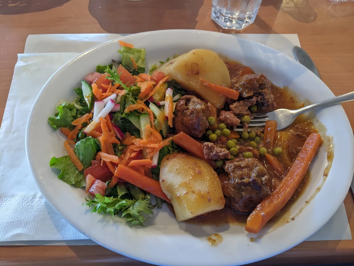 Ragoût Irlandais, St-Christoph Restaurant