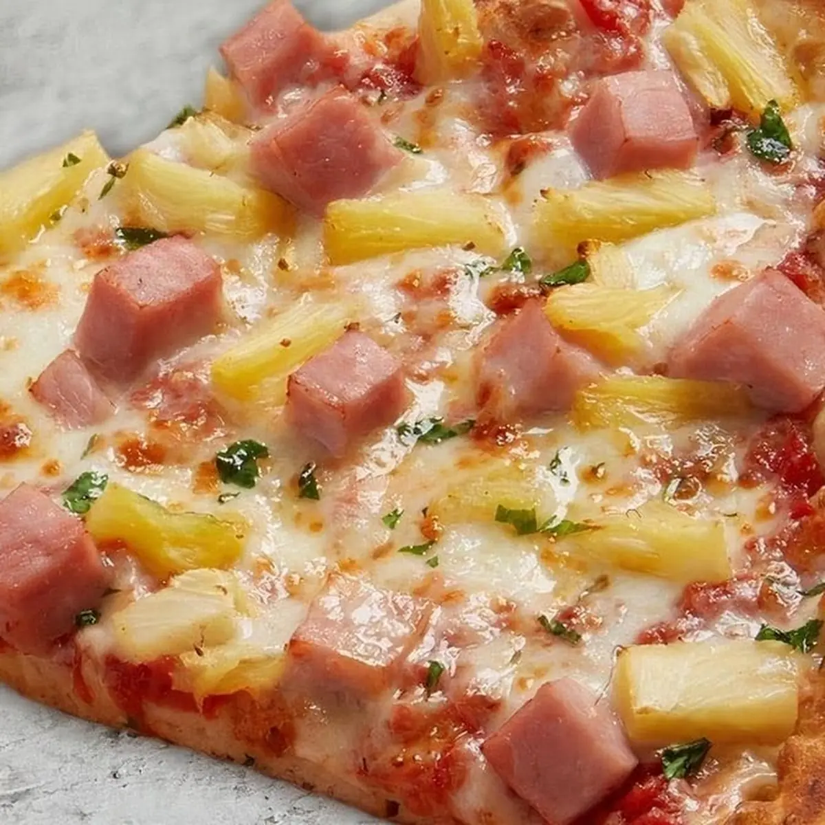 Hawaiian Pizza
