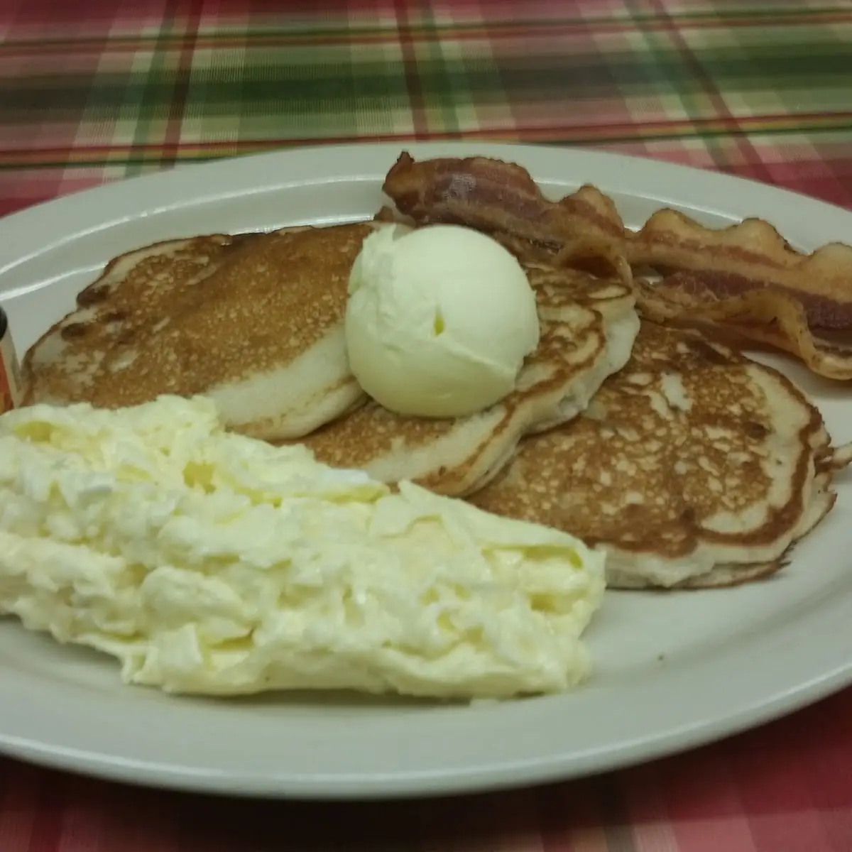 Buttermilk Pancakes & Eggs