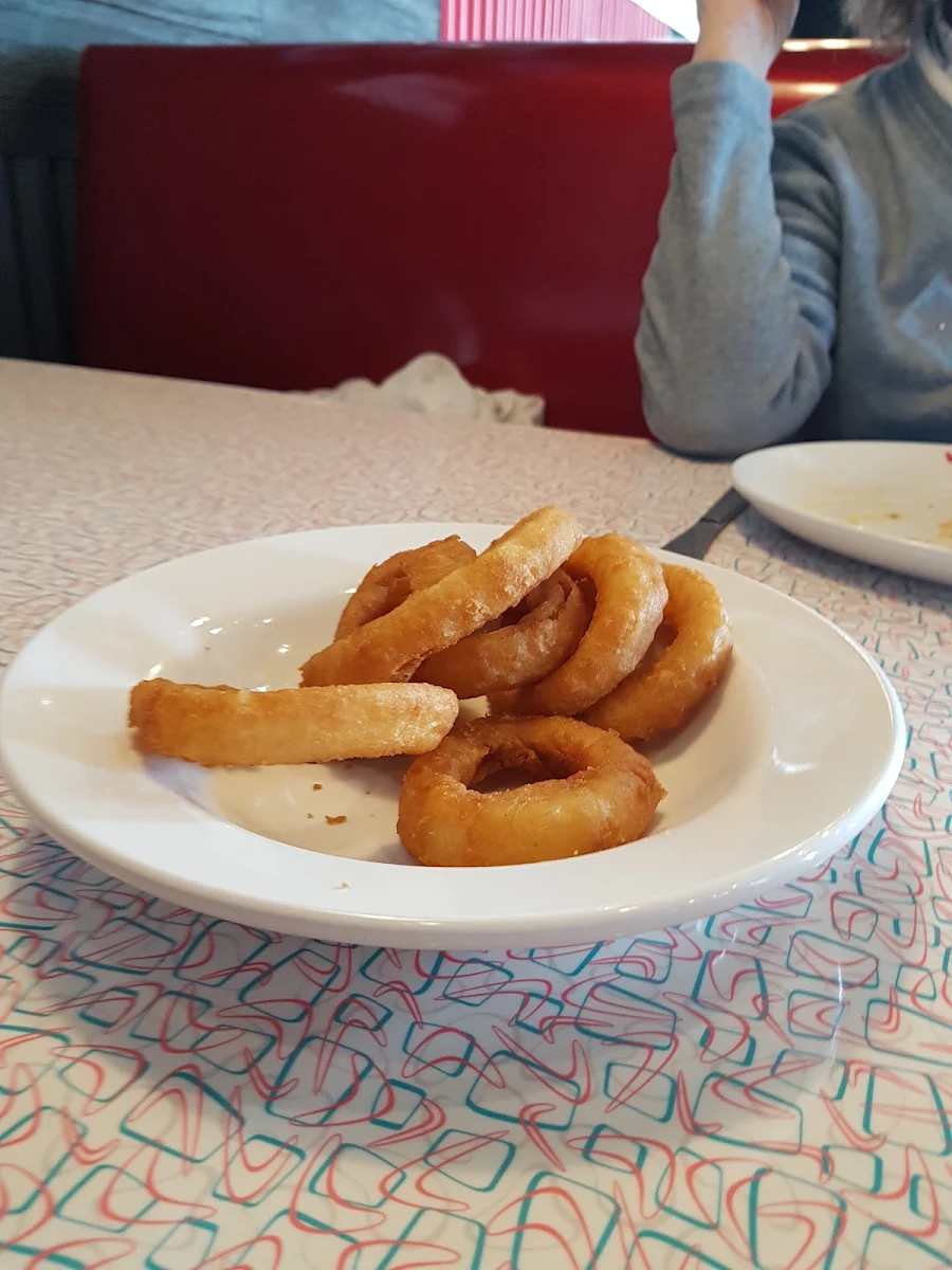Onion Rings - 810 Cals, Wimpy's Diner Chatham