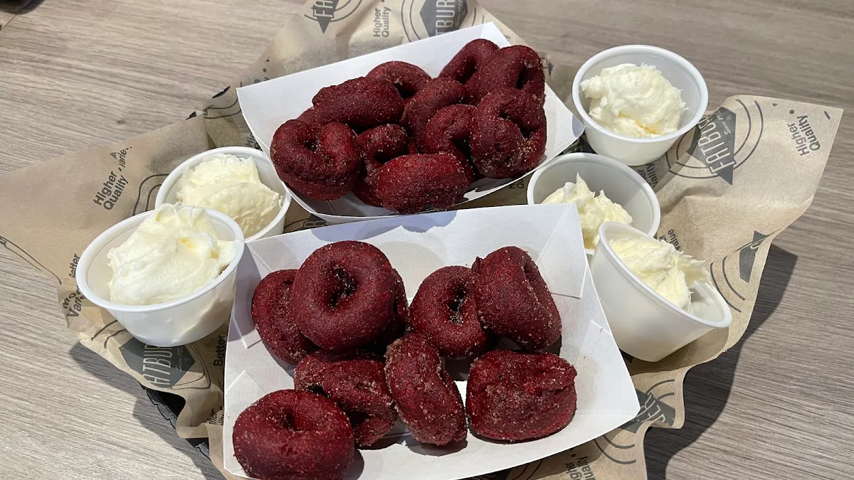 Imini Donuts
