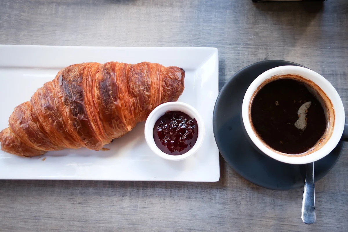 Croissant, Lot 1 Coffee