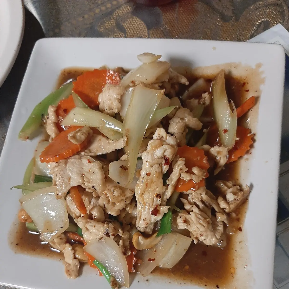 Cashew Chicken