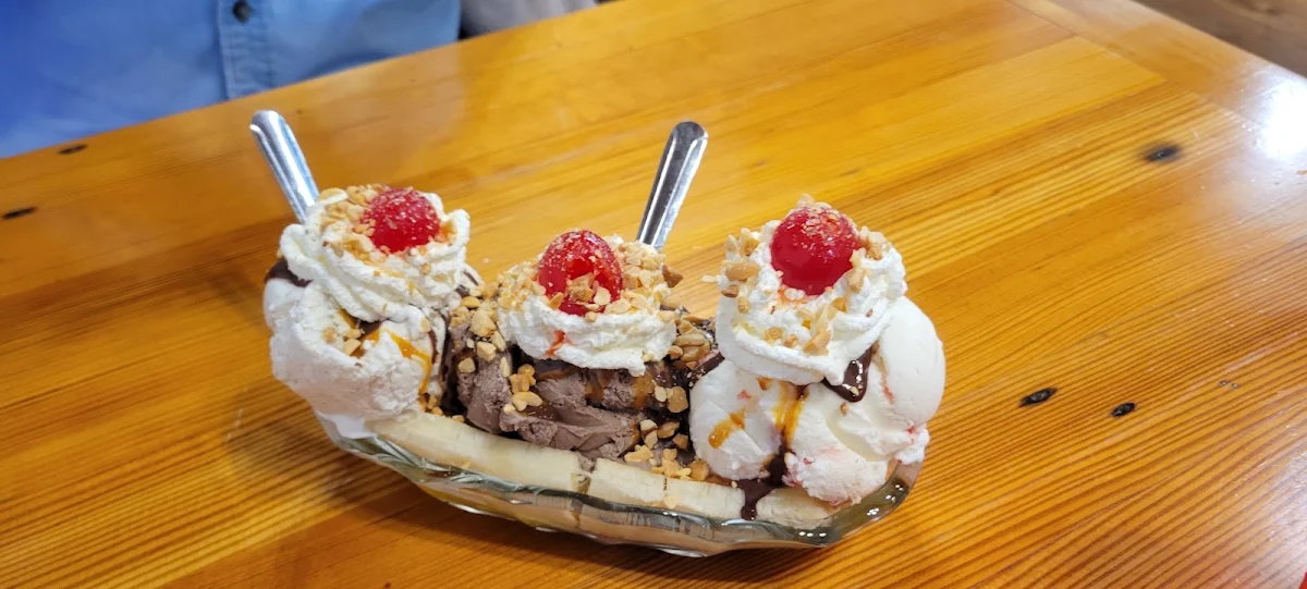 Old School Banana Split