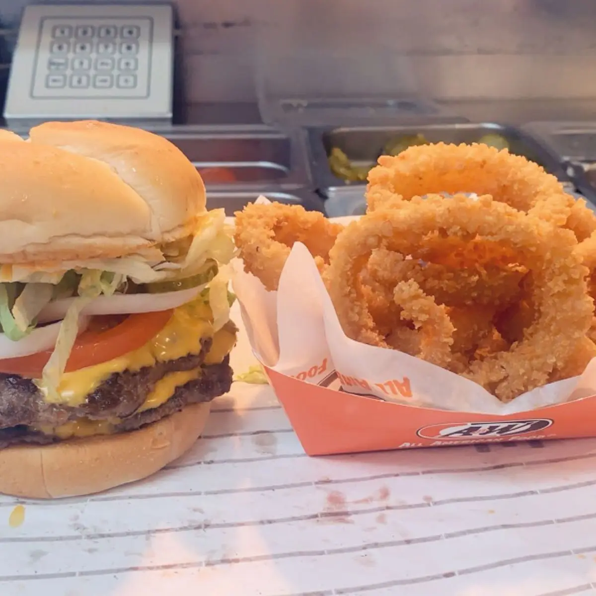 Papa Burger and Onion Rings