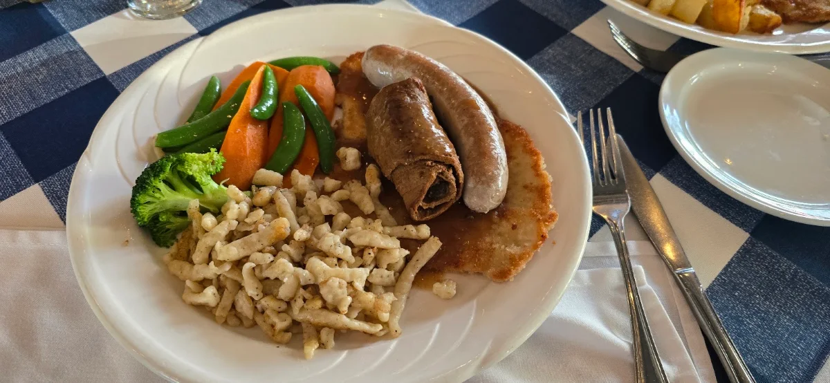 Bratwurst Plate