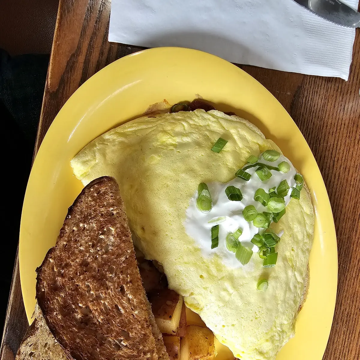 Chili and Cheddar Cheese Omelet