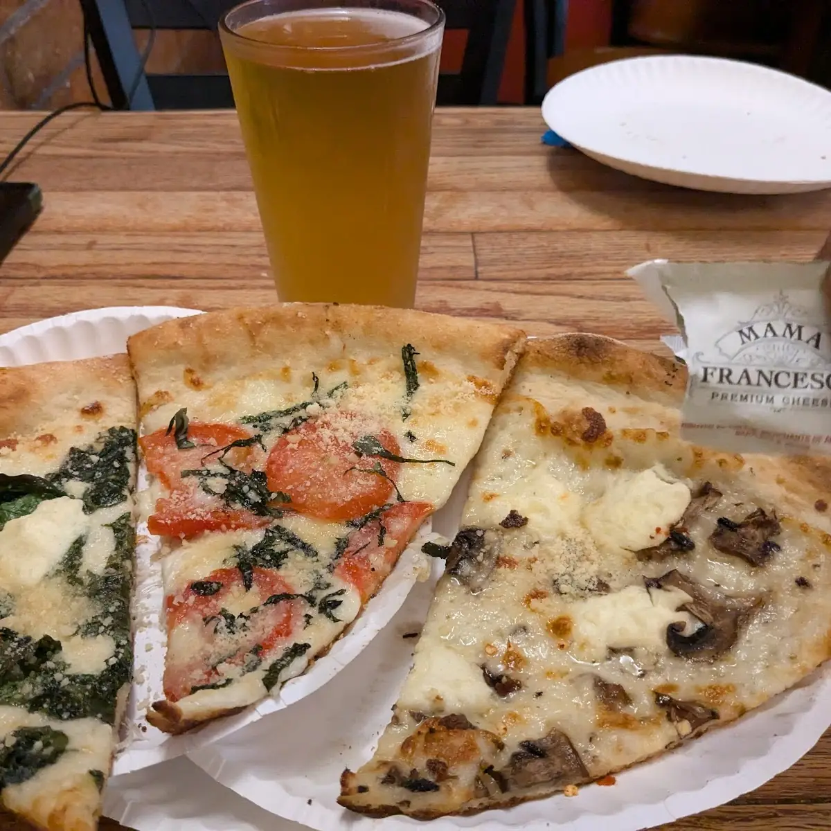 Spinach Margherita Mushroom Pizza