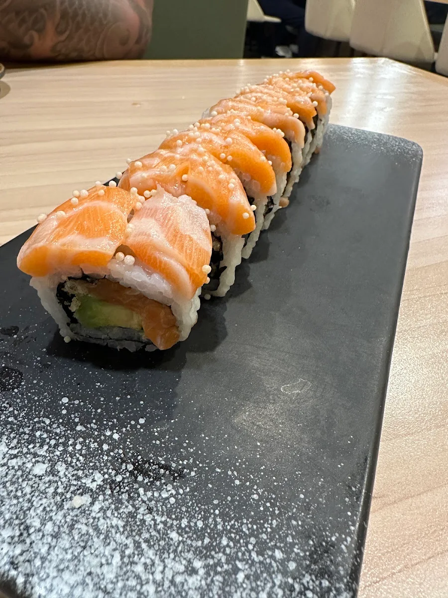 Assorted Sashimi - Sushi - Roll