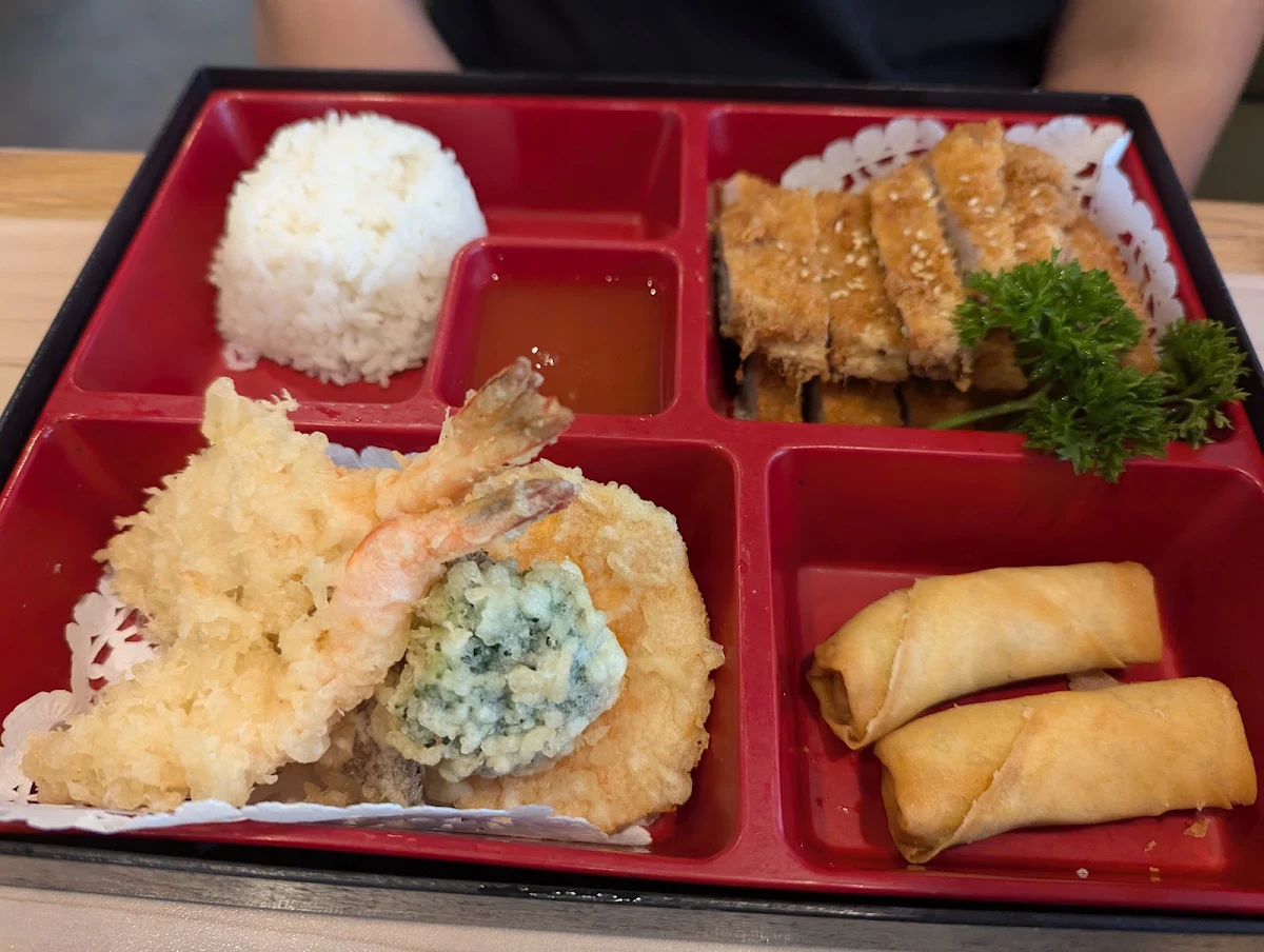 Salmon Tempura Roll