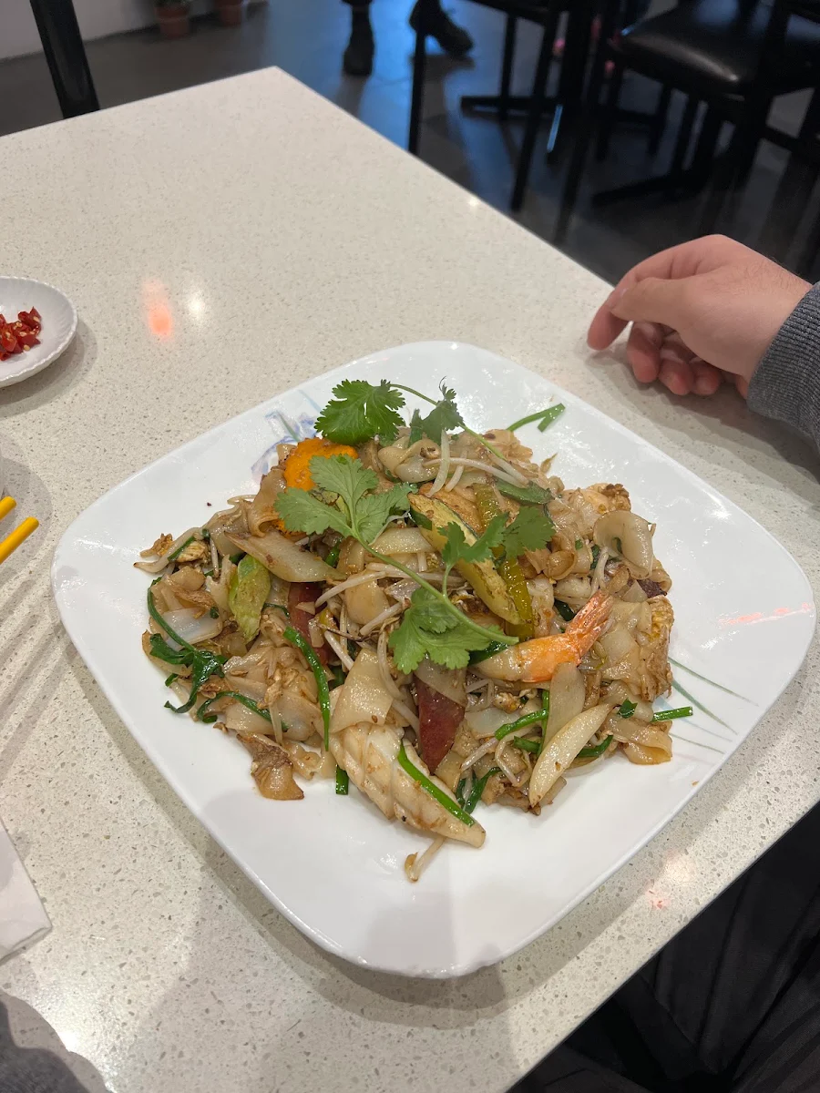 Char Kway Teow, Hoang Yen