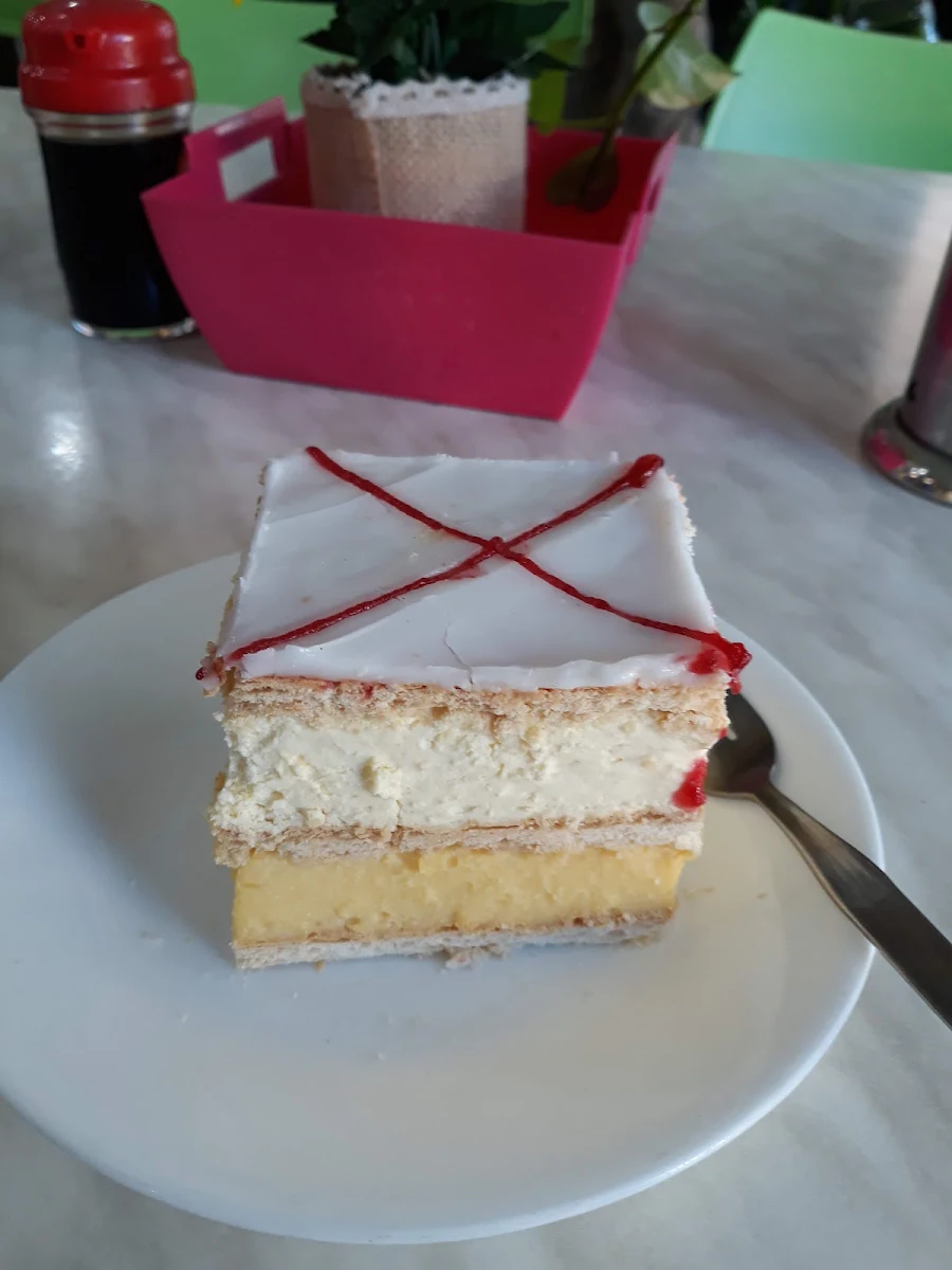 Vanilla Slice, Wonda Bake