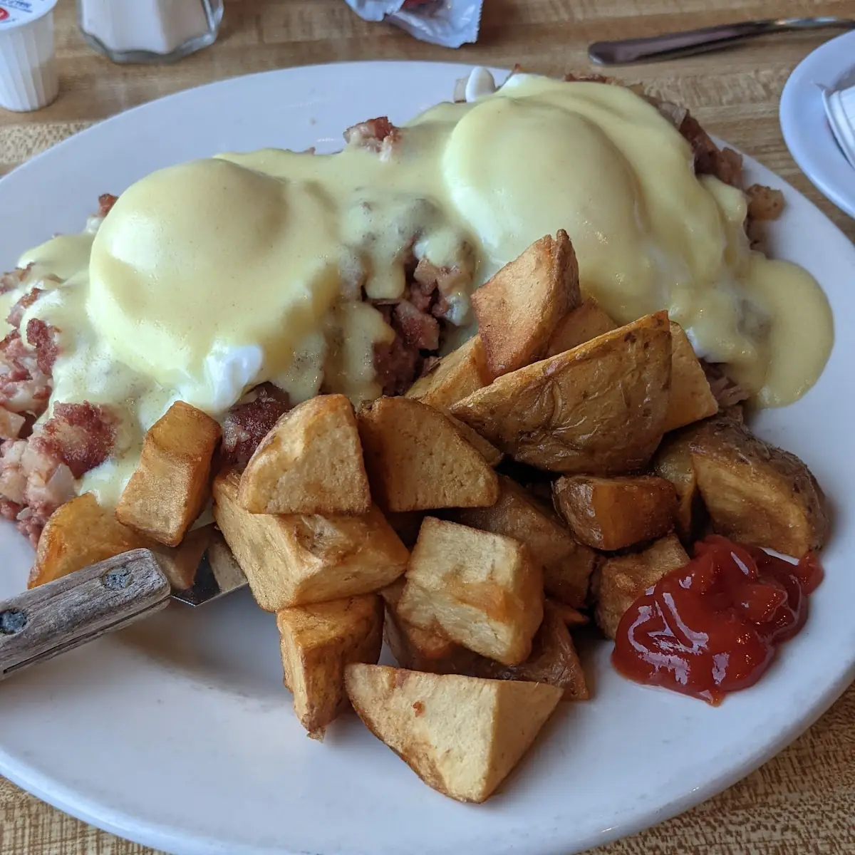 Irish Benedict with Home Fries