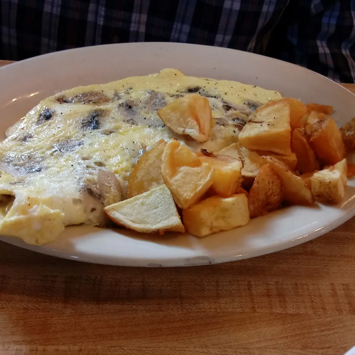 Mushroom and Cheese Omelette