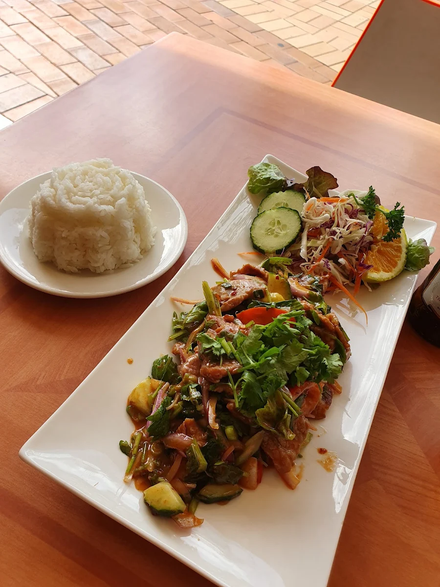 Highlights, Thai Diamond Restaurant
