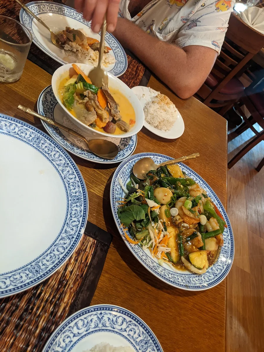 Highlights, Thai Diamond Restaurant
