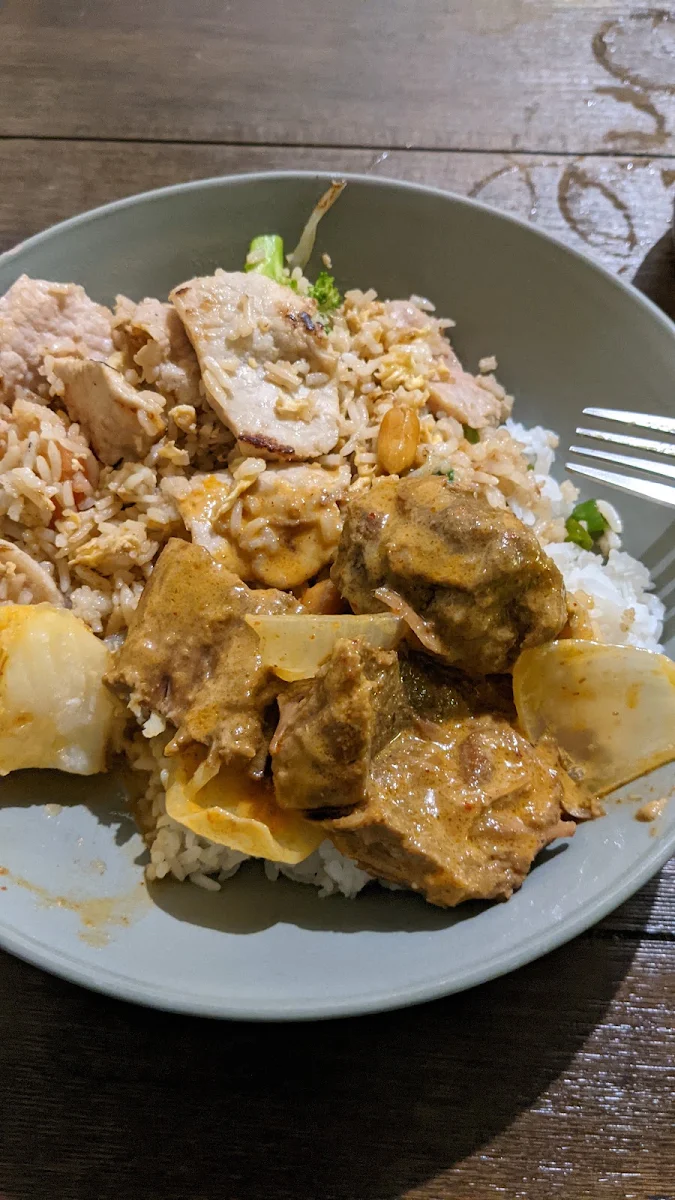 Highlights, Thai Diamond Restaurant