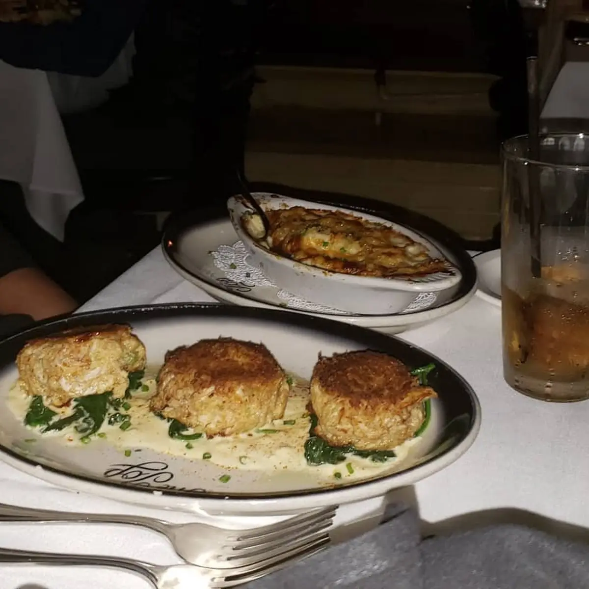 Crab Cakes Entree Feature