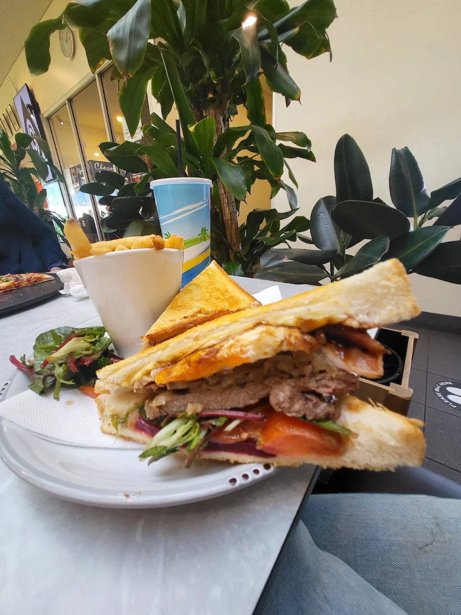 Steak Sandwich, Club Glenvale