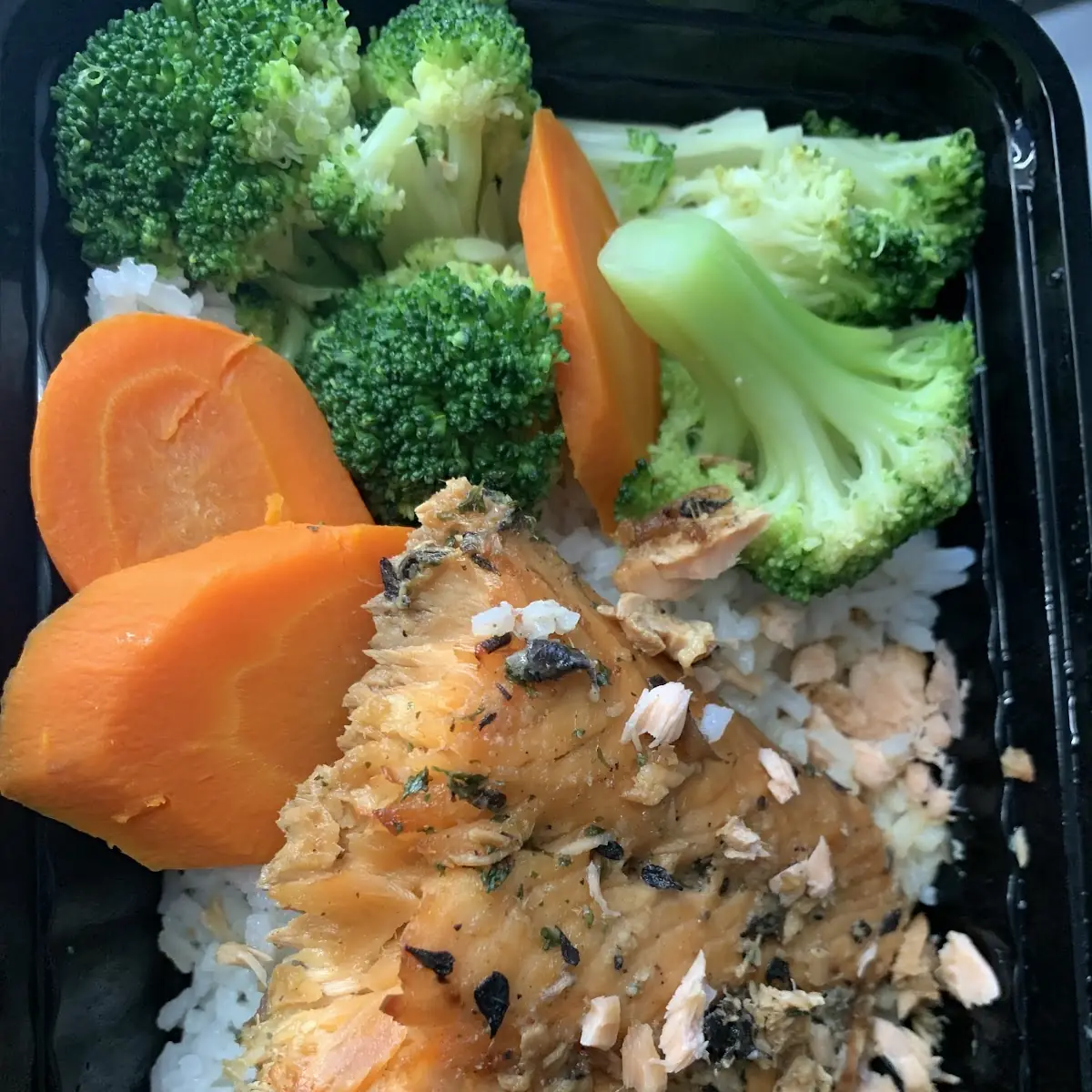 Steamed Broccoli with Carrots