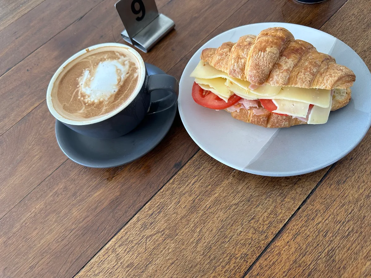 Highlights, Carlos’ Pizza and Pasta Dapto