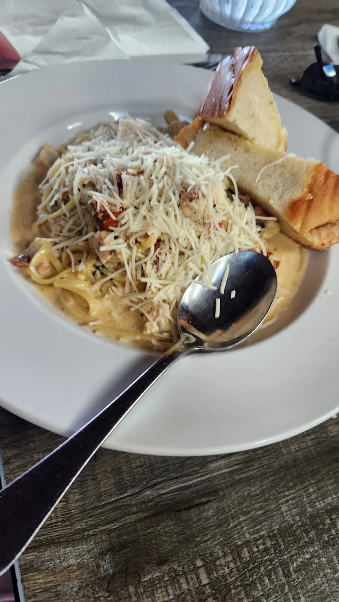 Tuscan Chicken Pasta