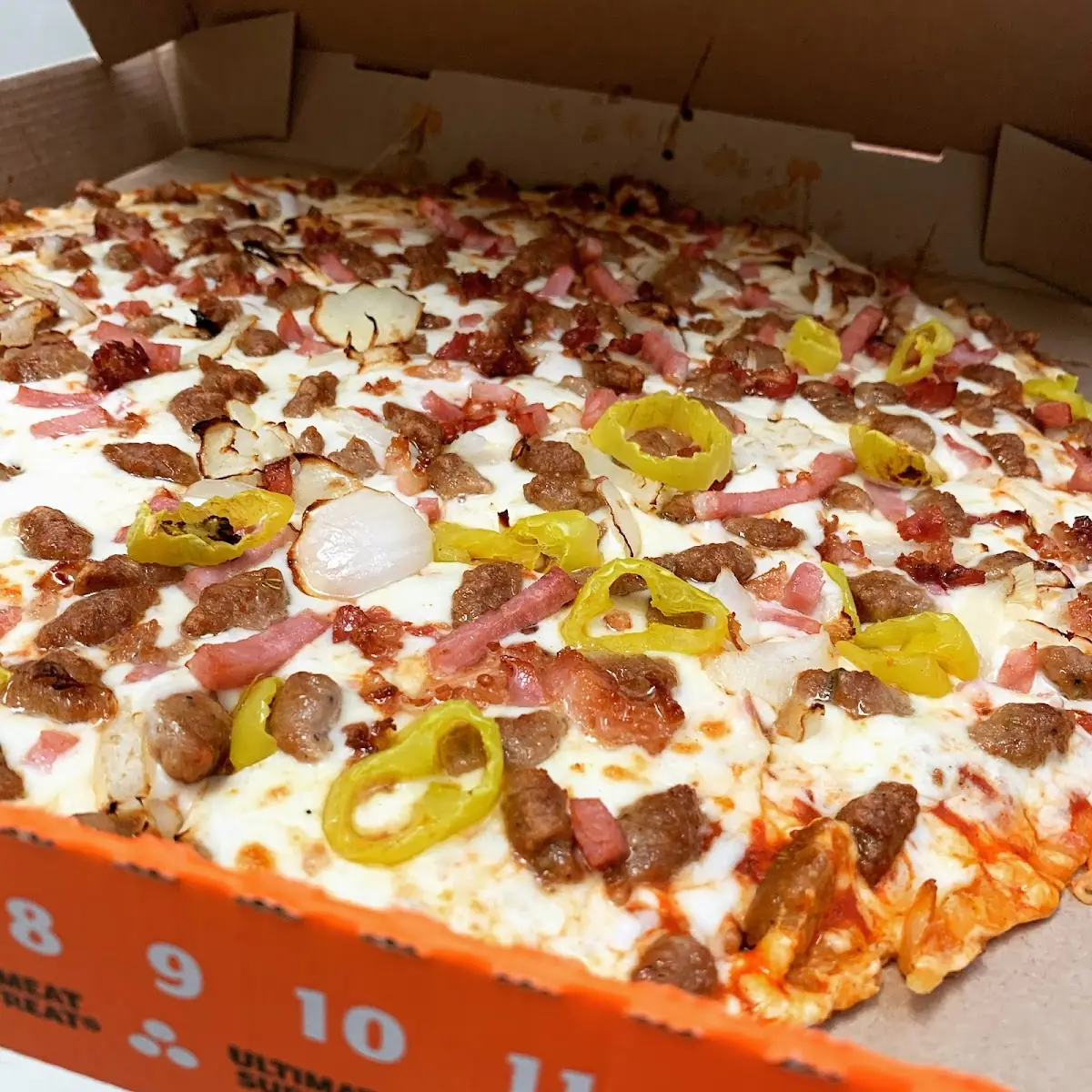 Thin Crust Pizza
