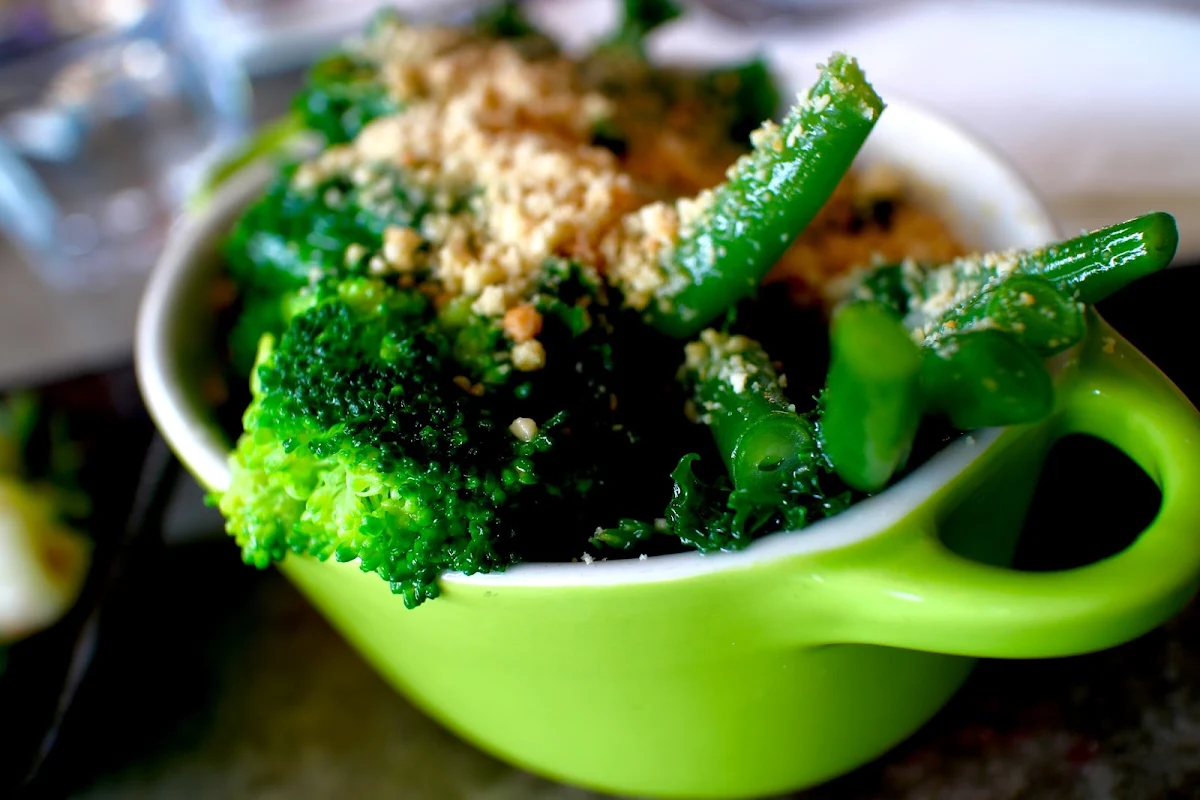 Nam Jim Broccoli, Common Vice Wine Bar