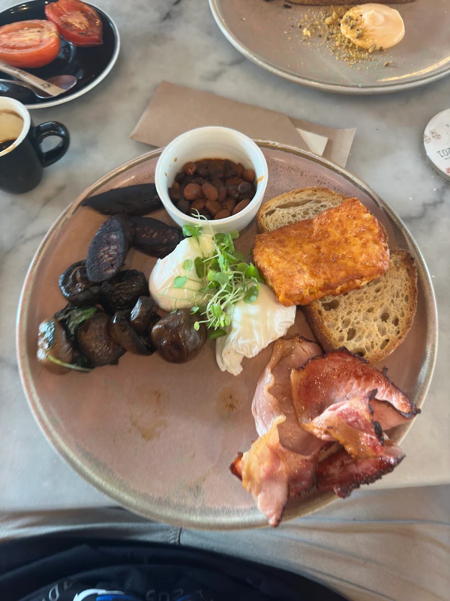 Big Breakfast Plate, Aromas Restaurant & Bar Noosa
