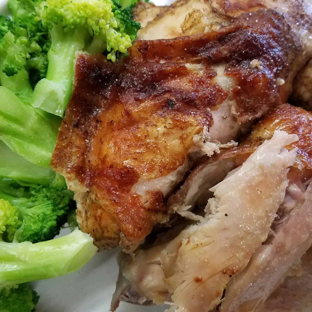 1 2 Chicken with Steamed Broccoli
