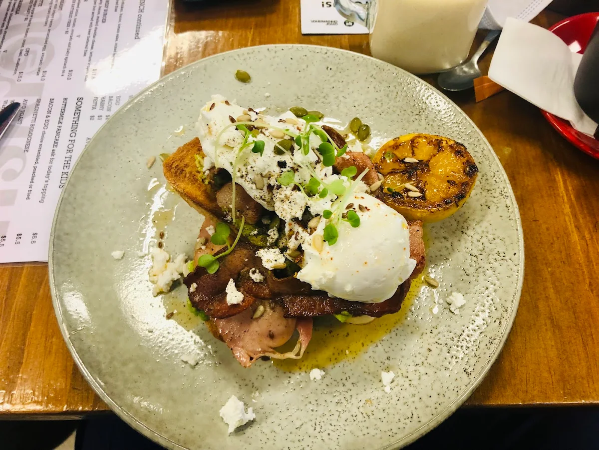 Ecos Benedkt-2x Poached Free Range Eggs & Bacon On, Modish