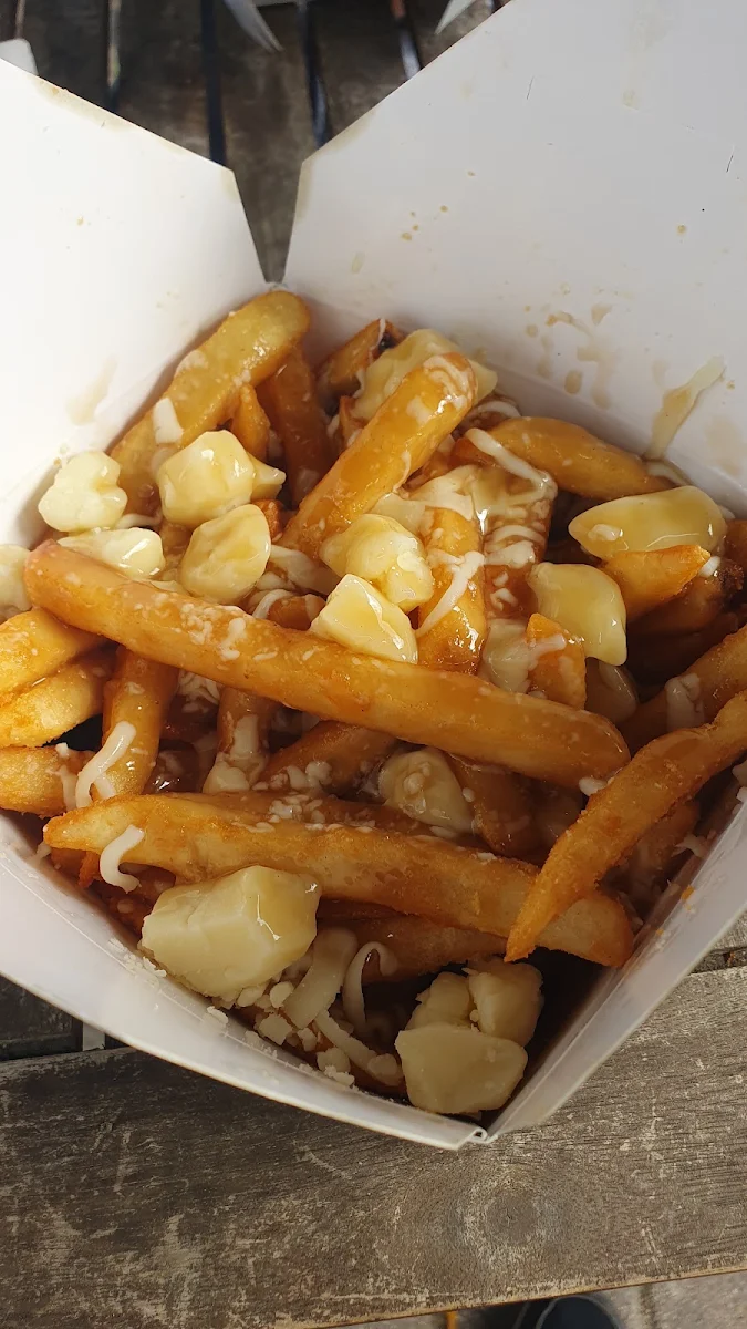 Highlights, Robinson's Chip Stand