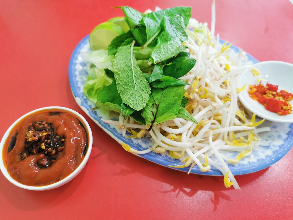 Vermicelli with Shredded Pork Bún Bì, Pho Hong Tam