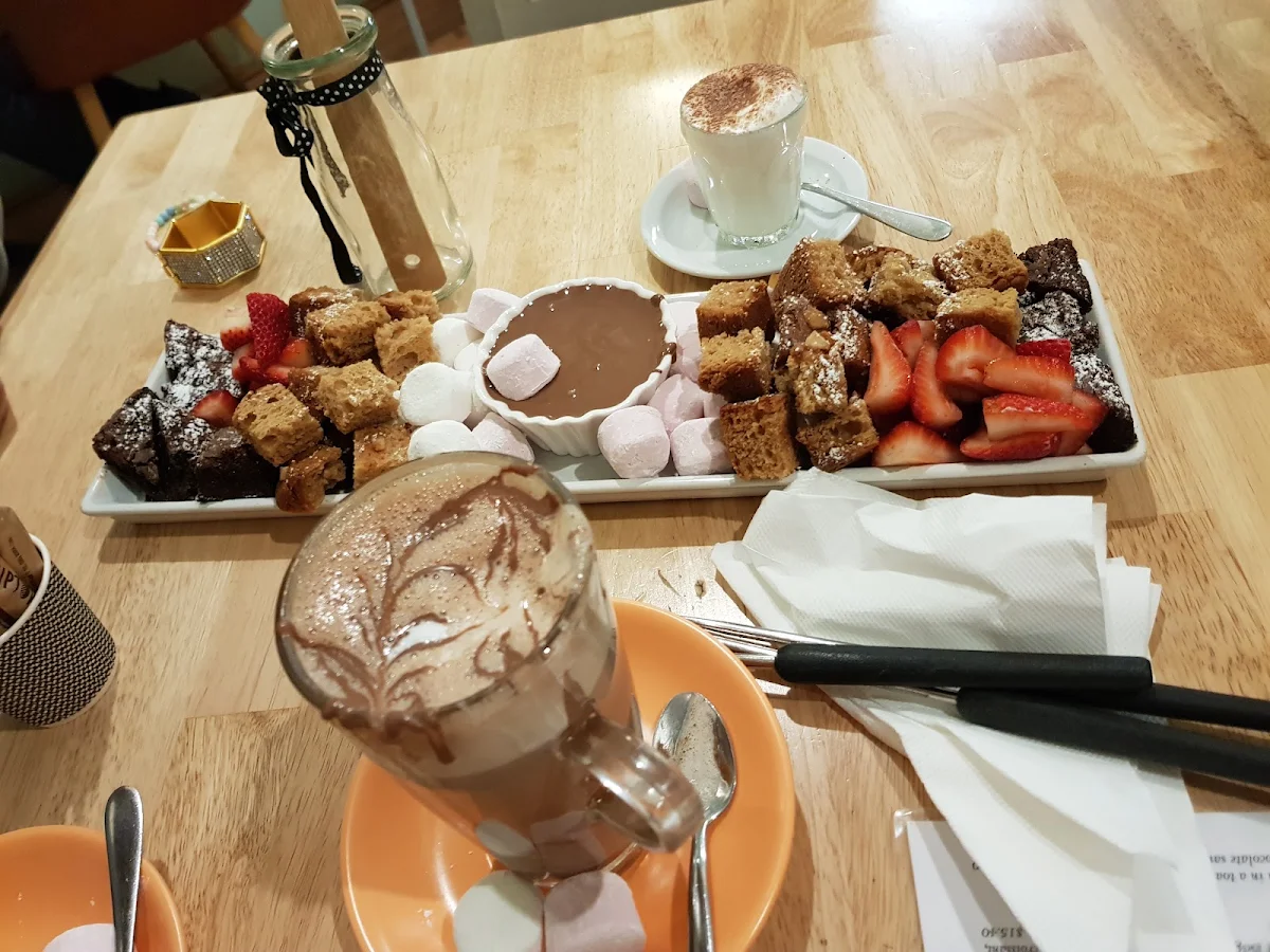 Fondue Platter, Desserts by Indulge
