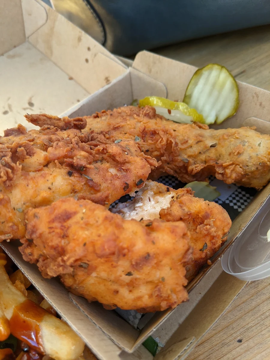 Bargwanna Cheeky with 1x Beef 1x Fried Chicken