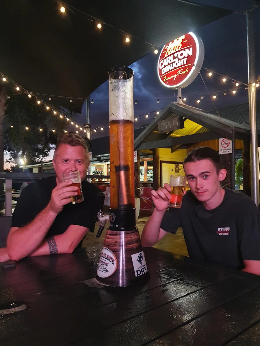 Beer Tube, Bundalong Tavern