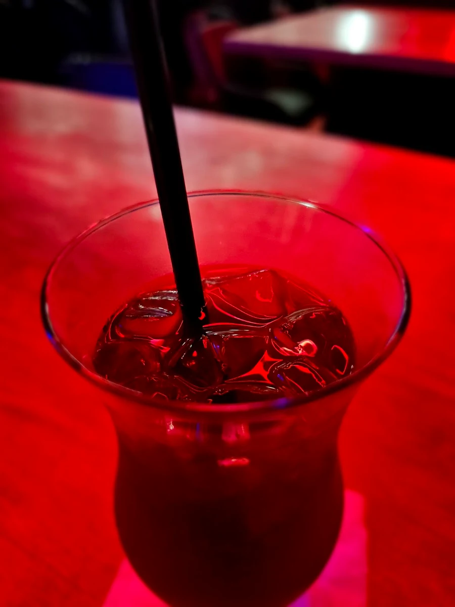 Long Island Iced Tea, Whot Restaurant & Lounge