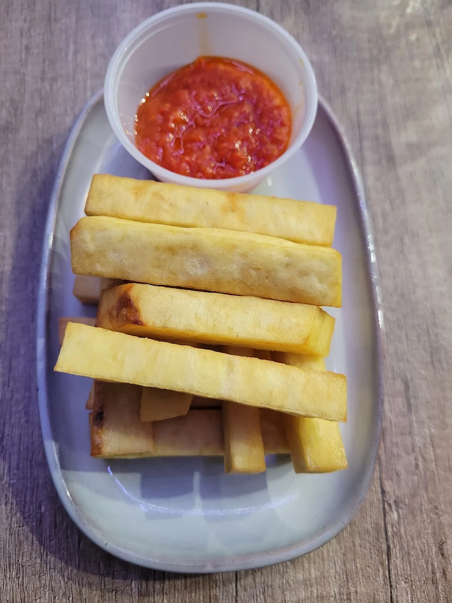 Yams, Whot Restaurant & Lounge