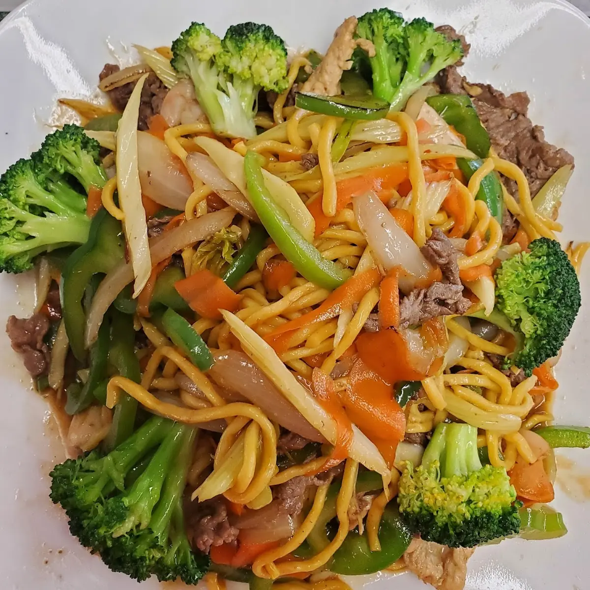 Combination Lo Mein