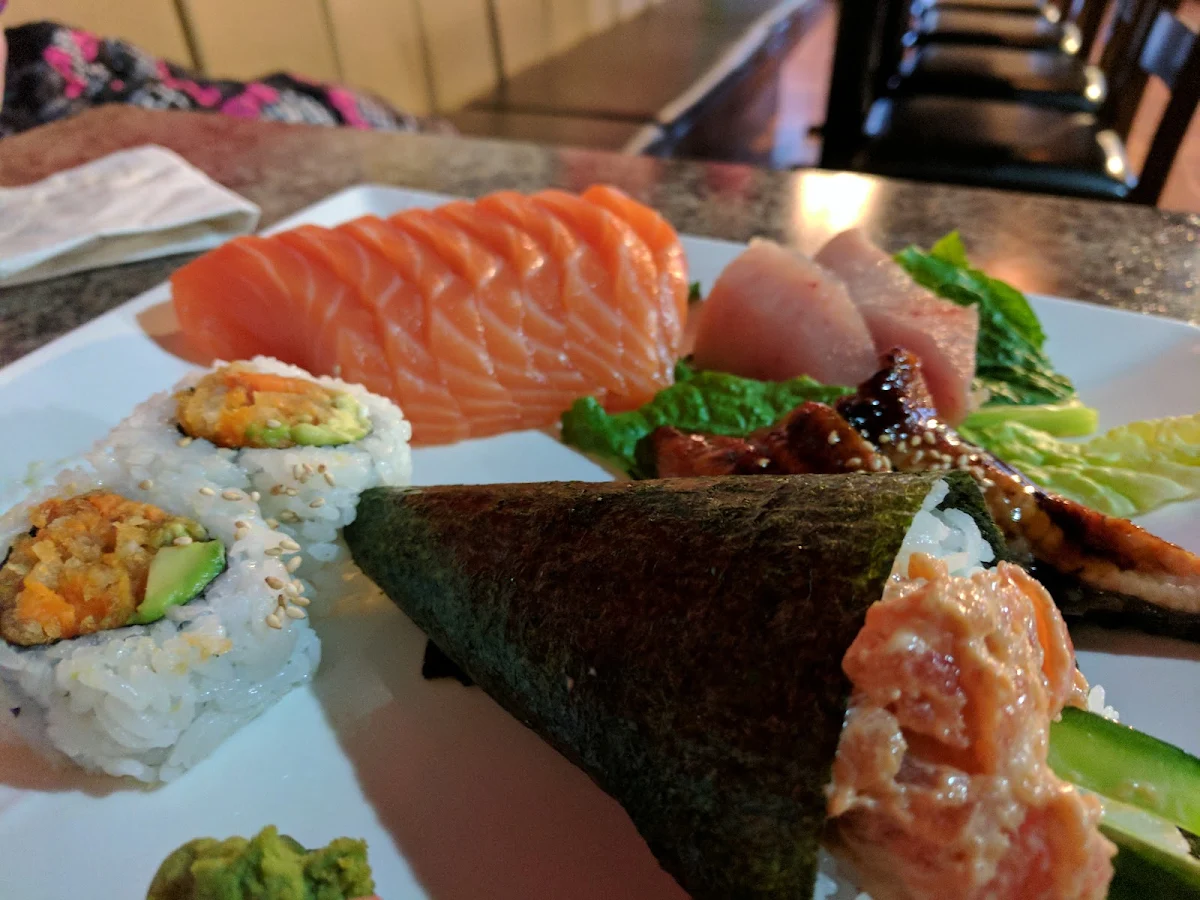 Salmon and Tuna Sashimi