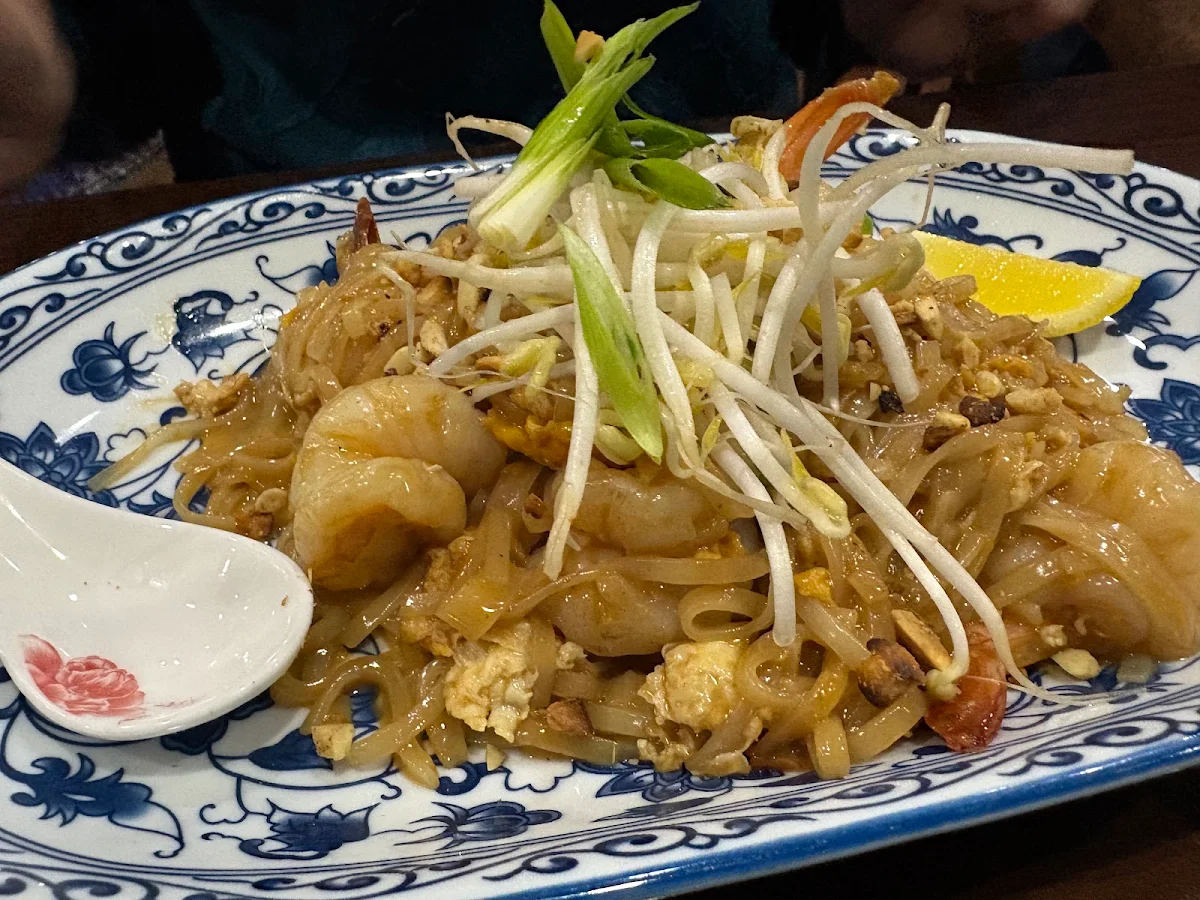 Pad Thai Prawn, POJ'S CHARM THAI RESTAURANT AND CAFE