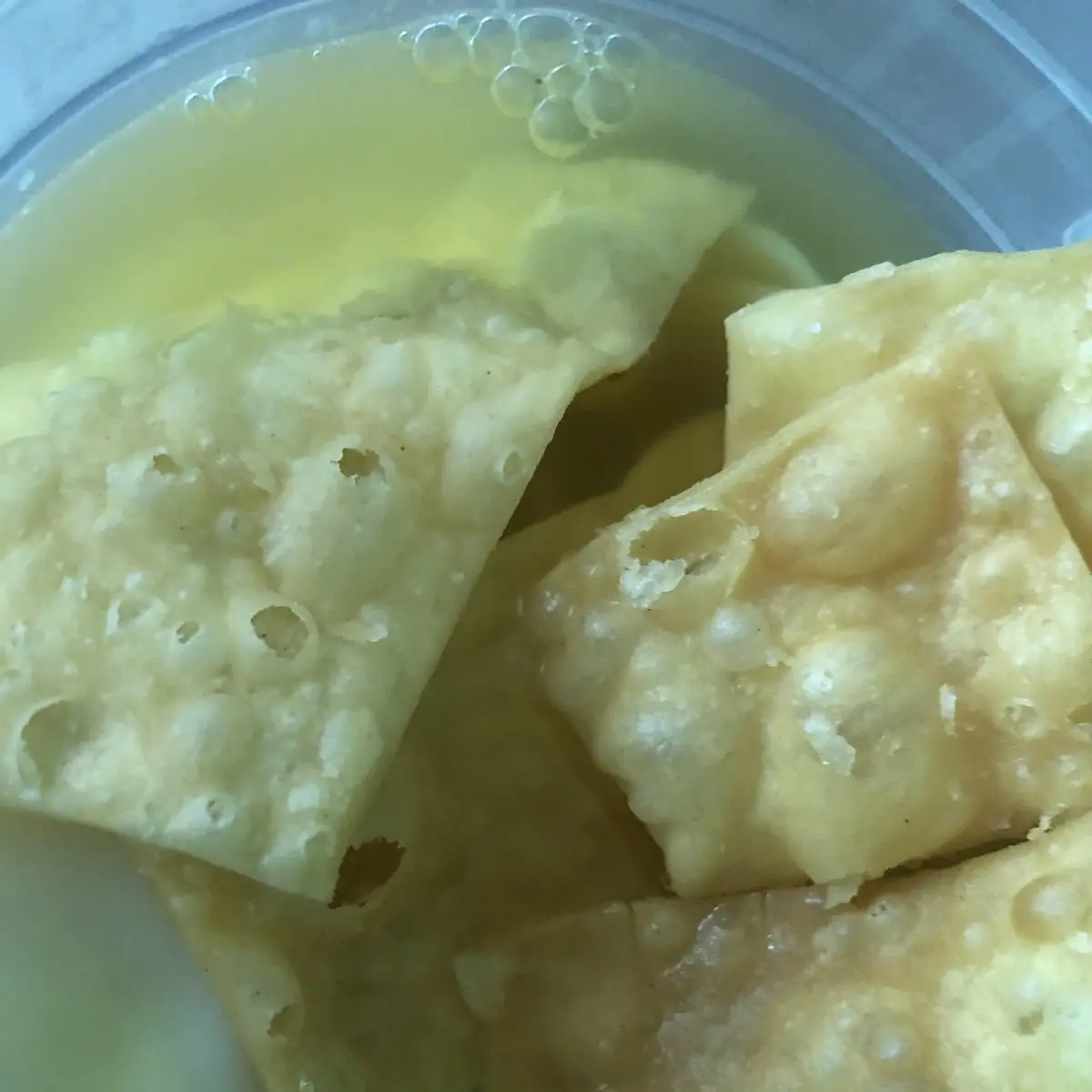 Wonton Soup with Crunchy Strips