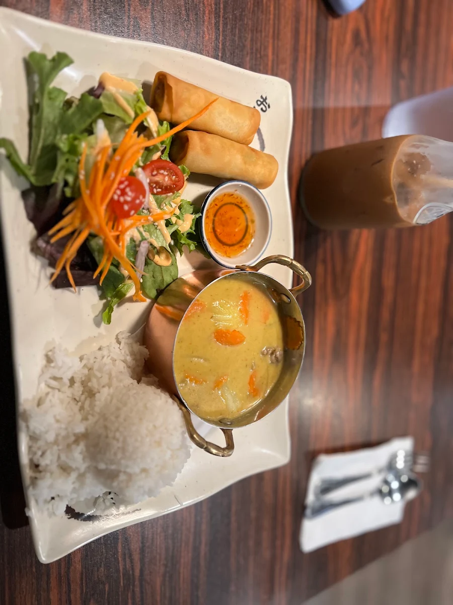 Yellow Curry Lunch Special