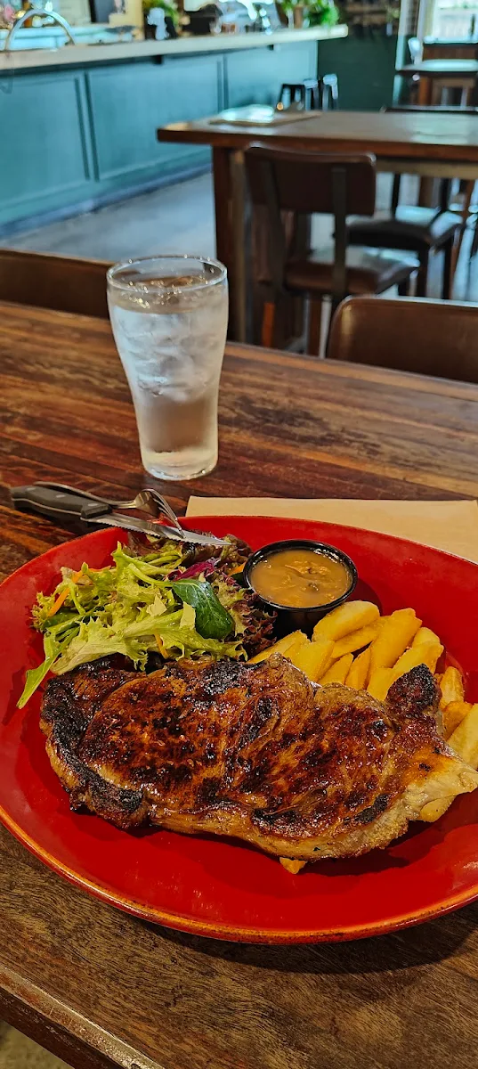 15 Steak Special, Roamer Brisbane Bar/Cafe