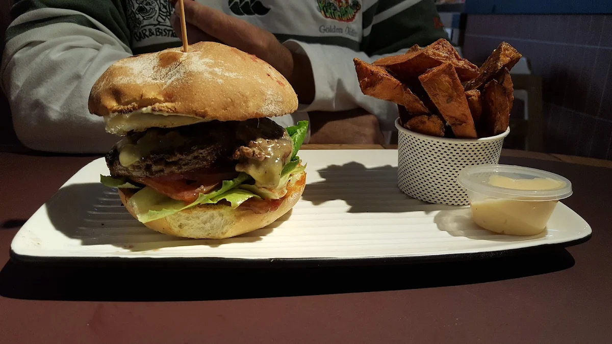 Wild Wild West Burger and Fries, Grill'd Burgers - Whitford City