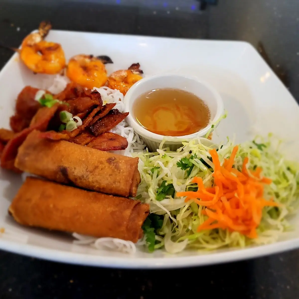 Grilled Shrimp Meat & Fried Egg Roll