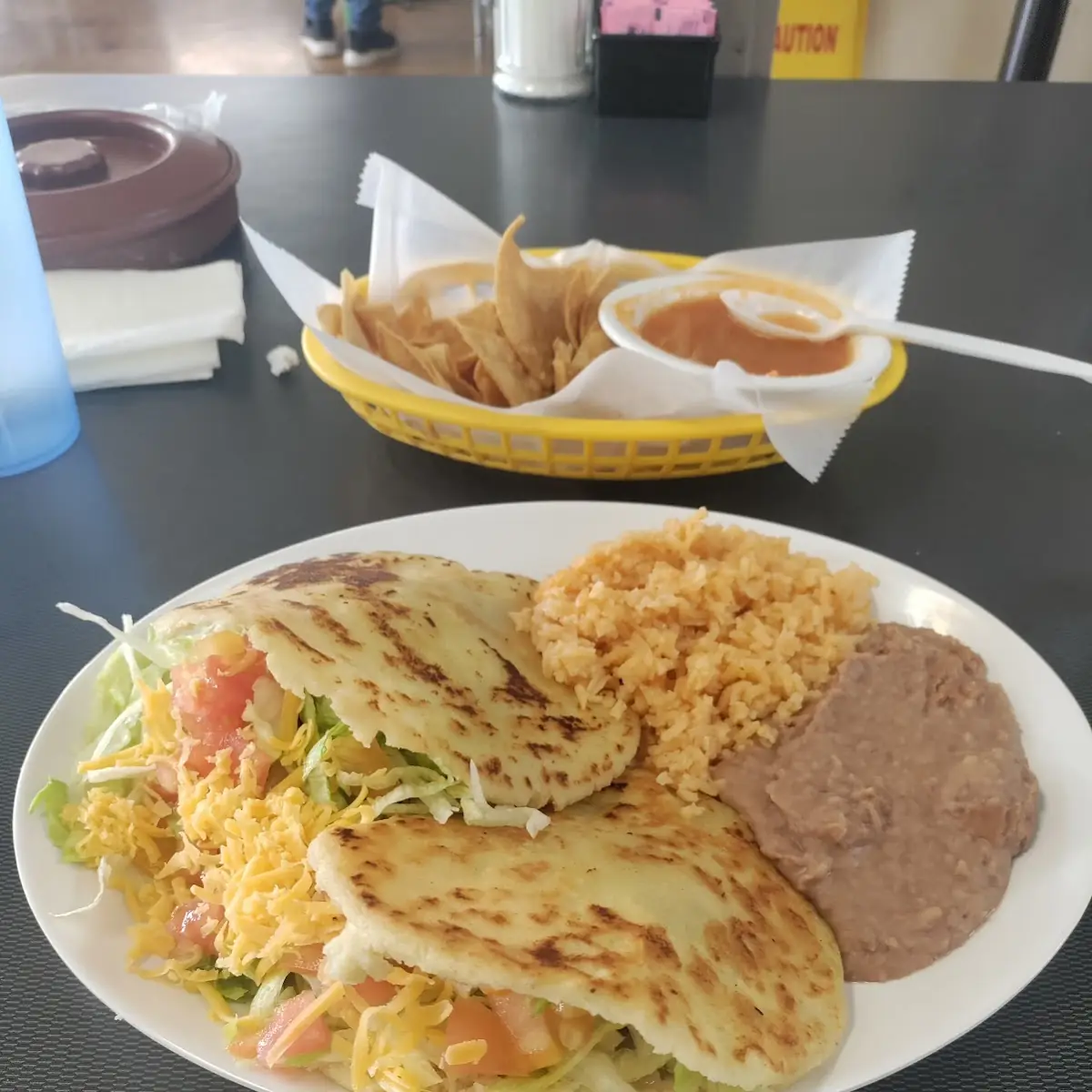 Gorditas Plate